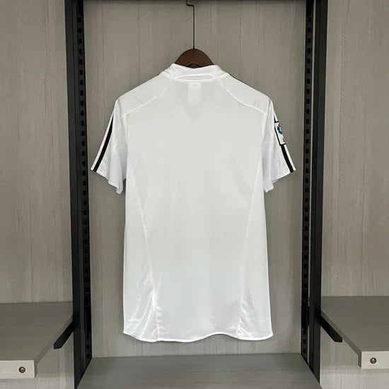 Real Madrid Retro Home 04/05 White Shirt